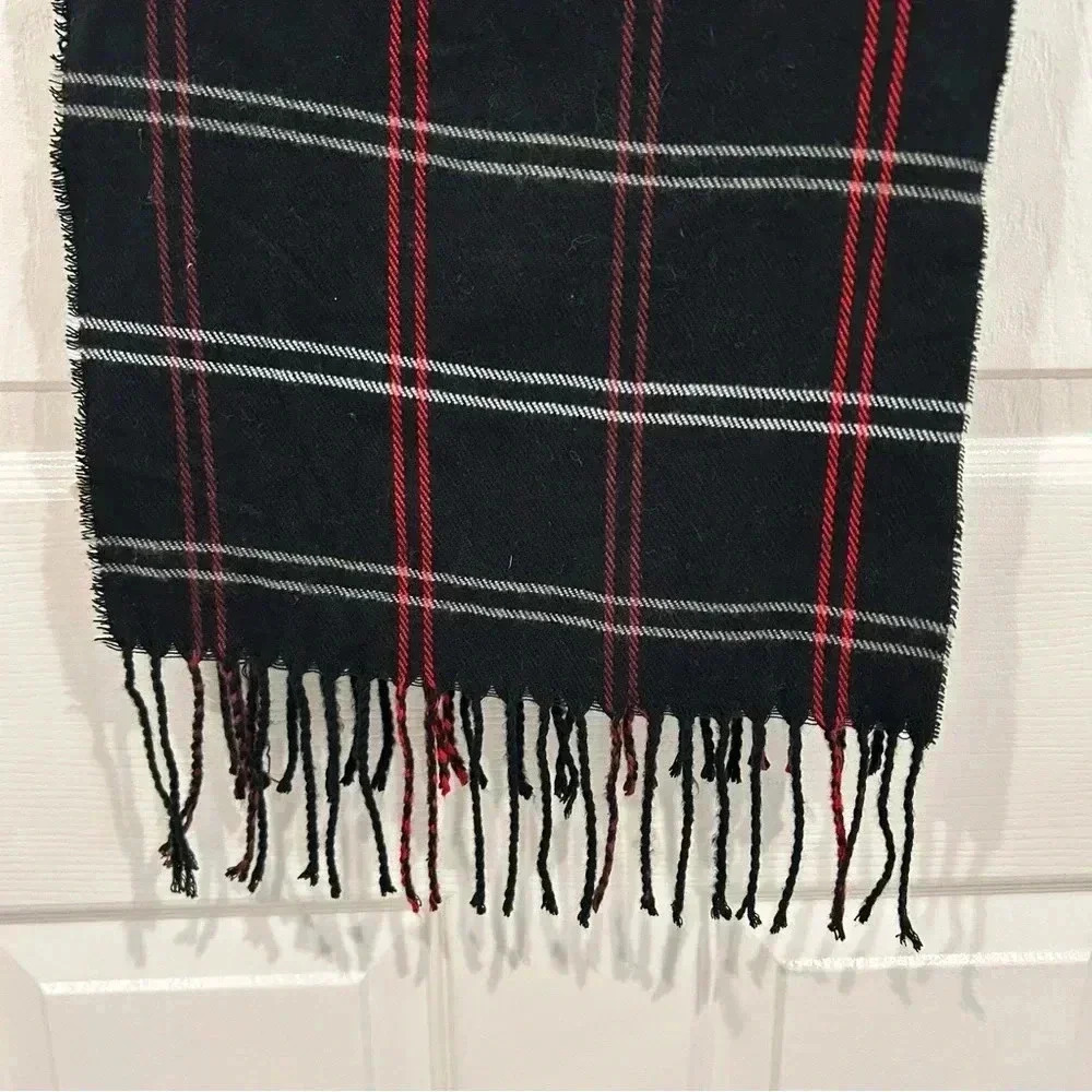 Collection Eighteen Scarf Bundle Black White Red Fringe Wrap Raw Edge Geometric - Picture 9 of 10